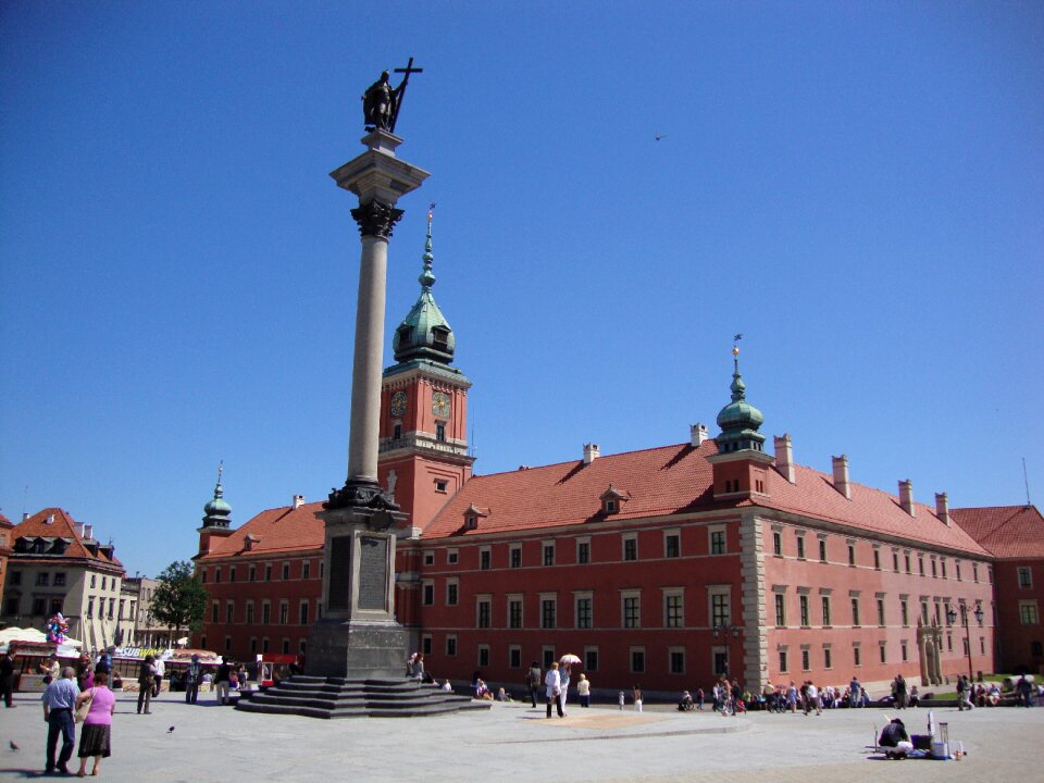 Royal castle sigismund's column the old town
