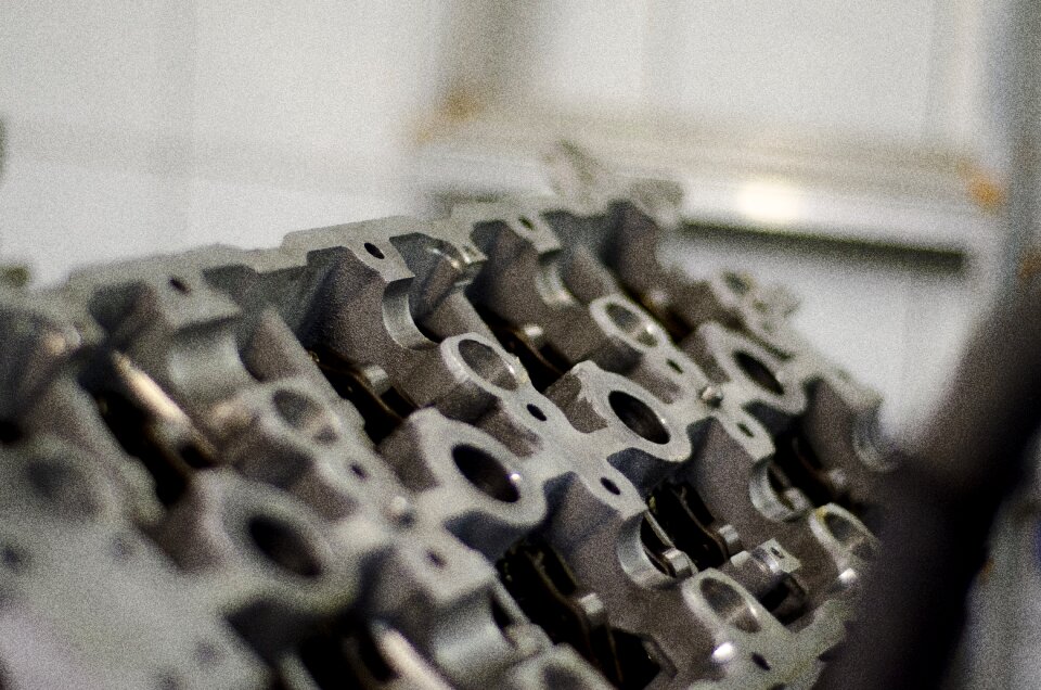 Engine mechanic workshop