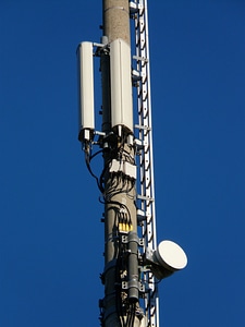 Mast antennas radio photo