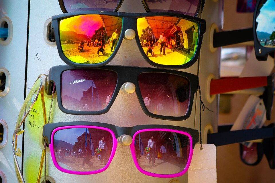 Fashion eyewear reflection