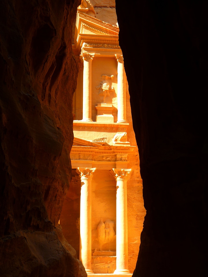 Vacations travel middle east