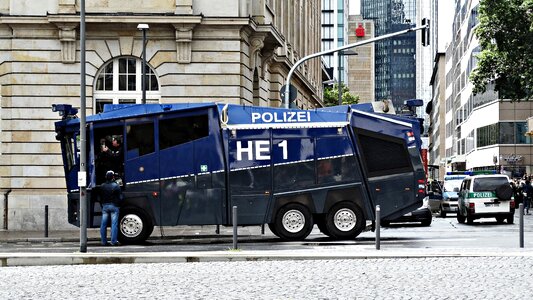 Police frankfurt demonstration