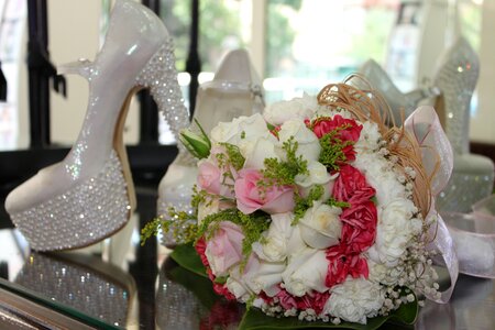 Flower bouquet wedding photo