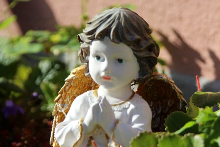 Angel figure cemetery hope