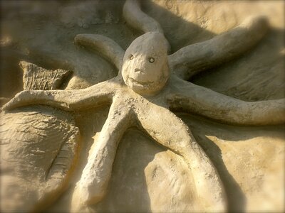 Sand octopus sand figure
