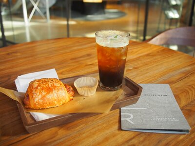Bread cafe breakfast