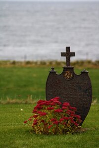 Cross sea graveyard