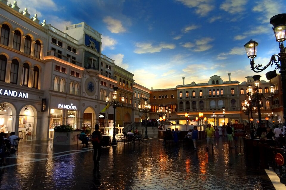 Strip entertainment tourism