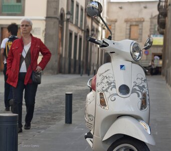 Moto motorcycle sidewalk
