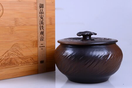 Tea packaging tea masters clay pots