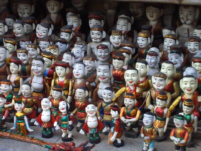 Dolls vietnam toys