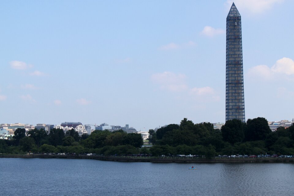 Monument obelisk reconstruction