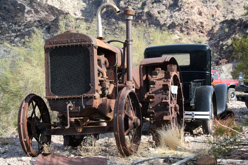 Ghost town rust tractor