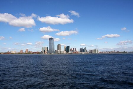 New york building horizon