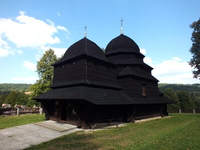 Monument wooden building photo