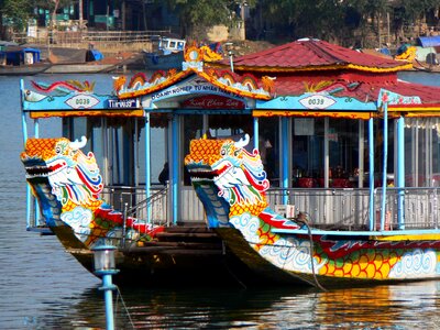 Ship excursion cruise