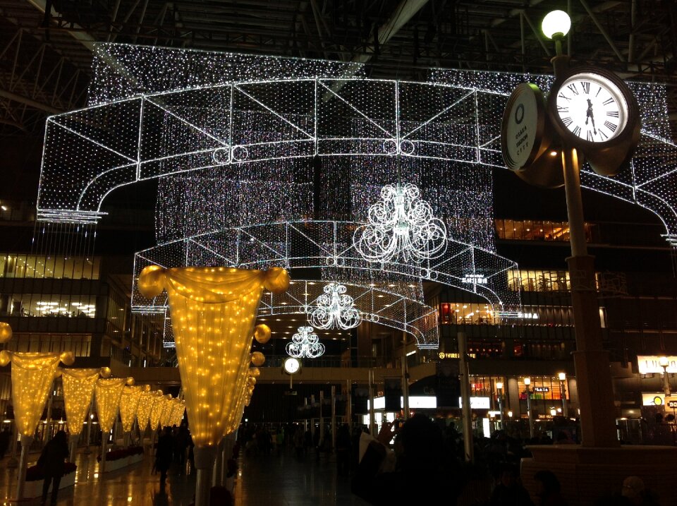 Clock subway station christmas