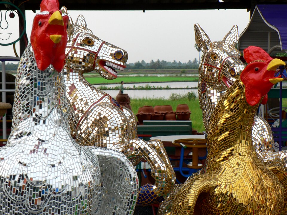 Market horses crafts