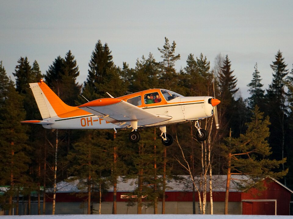 A propeller plane aircraft nousukiito