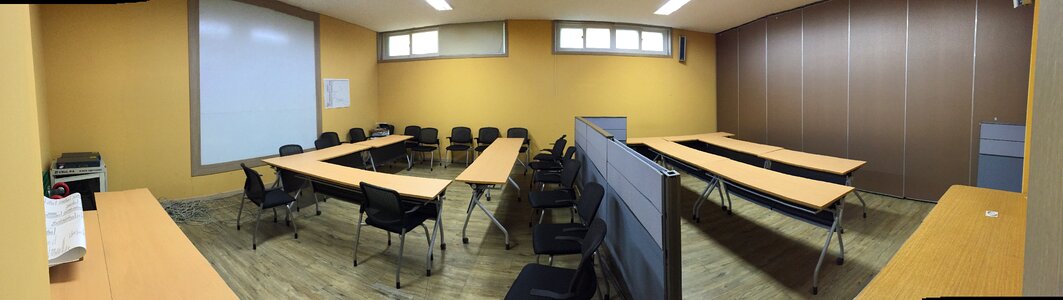 Classroom meeting room space
