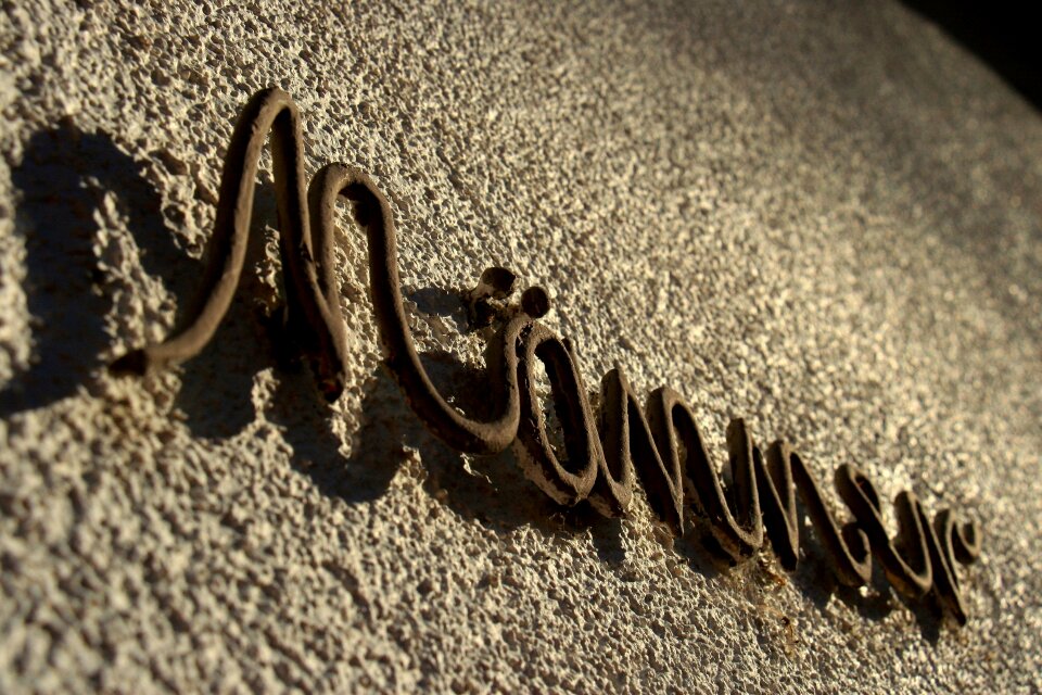 Shield wall shadow