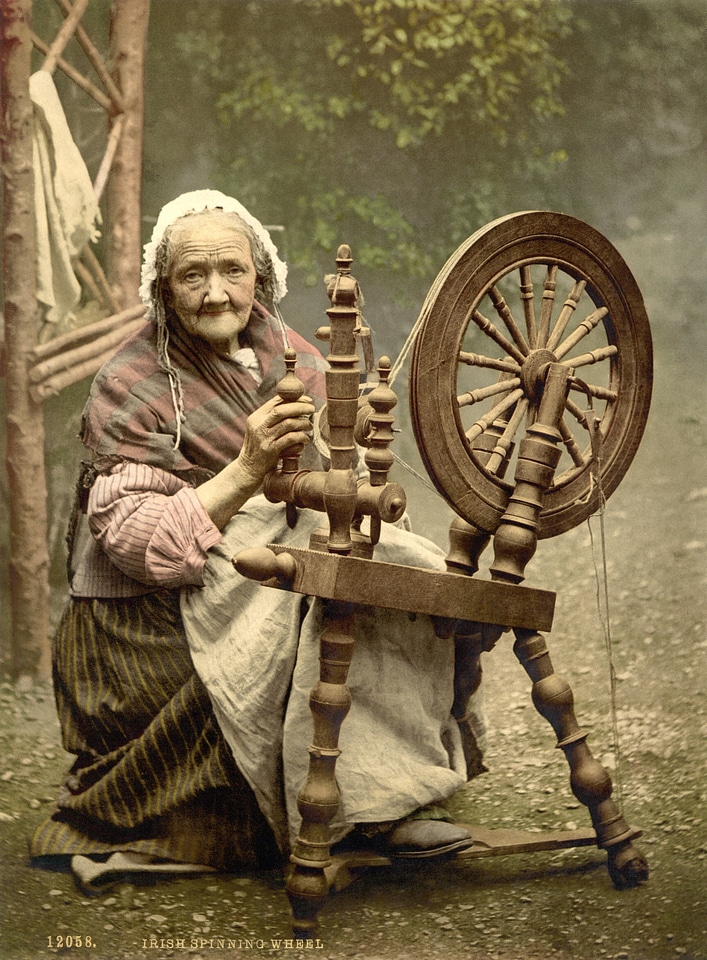 Fibers spinning thread