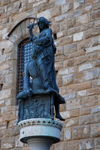 Monuments sculptures architecture