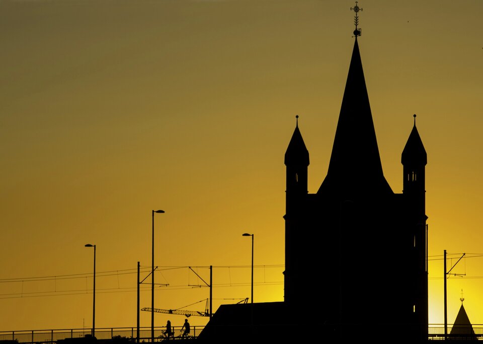 Churches sunset abendstimmung