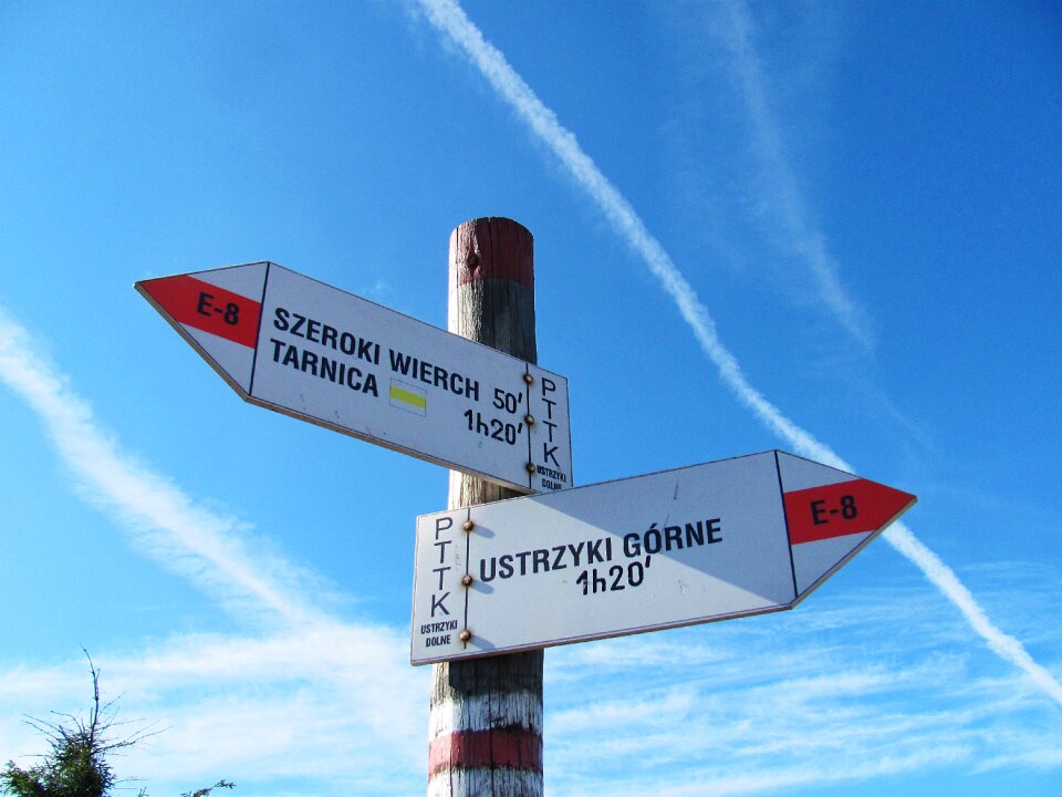 Hiking trails tourism sign