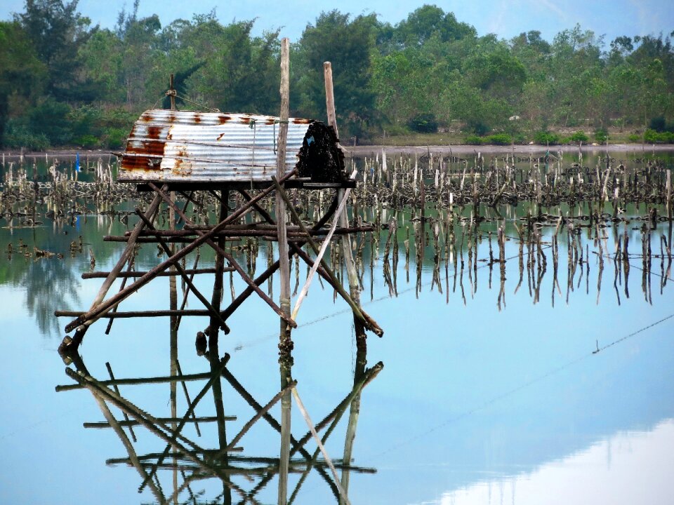Fishing fishermen's hut netting