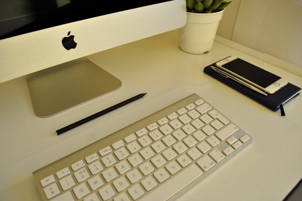 Keyboard table computer