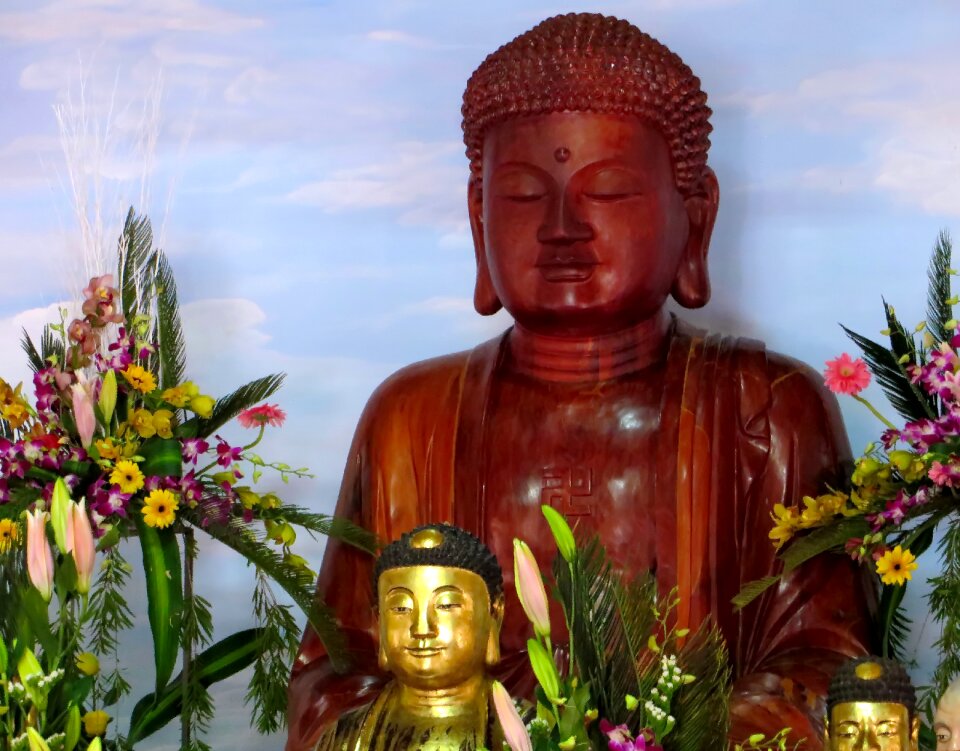 Smile temple serenity altar