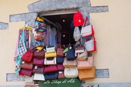 Sale italy accessories