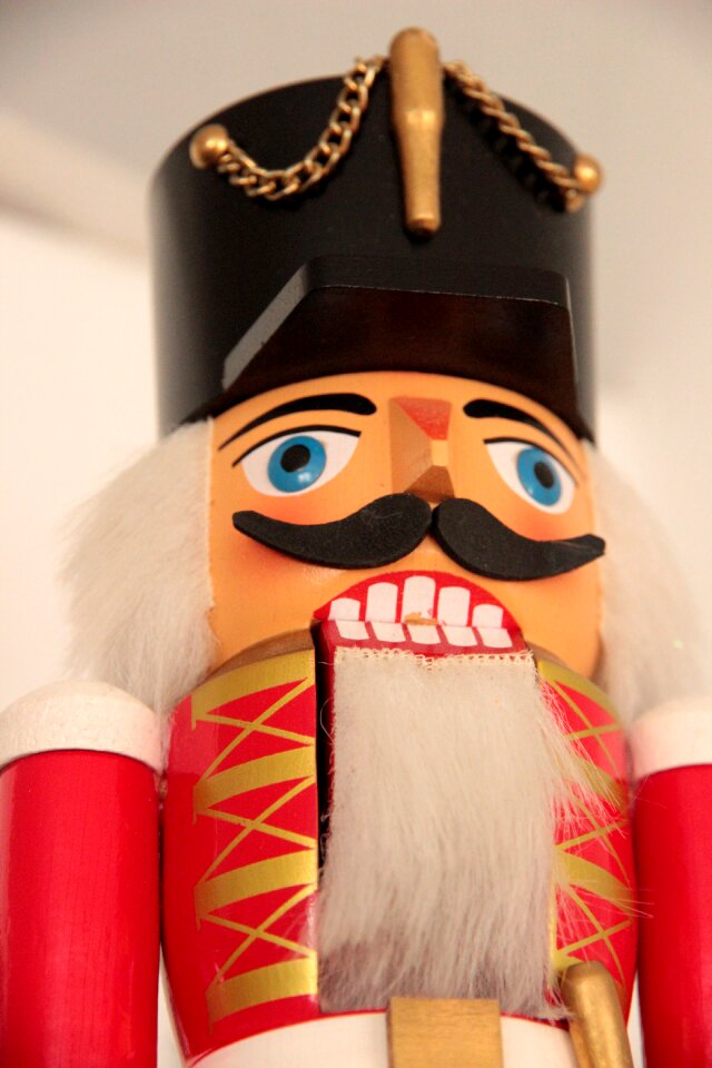 Decoration ore mountains figure