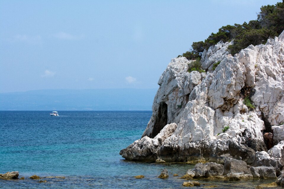 Island water bathing