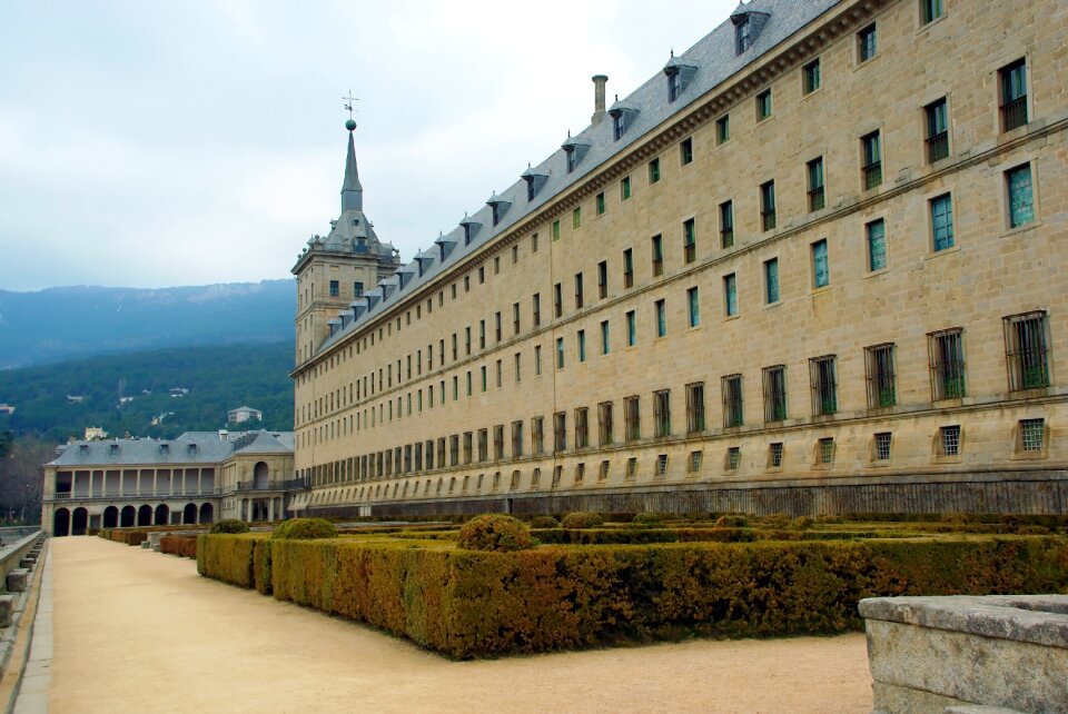 Royal residence facade history