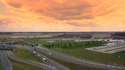 Road autos car airport