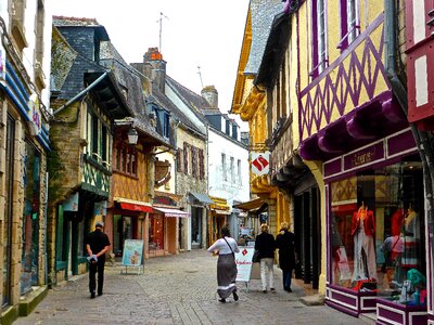 Exterior facade alley photo