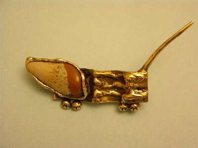 Brooch own product dachshund