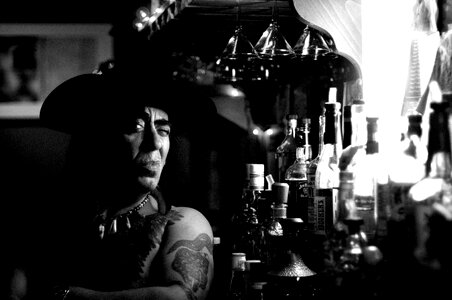 Pub alcohol sitting