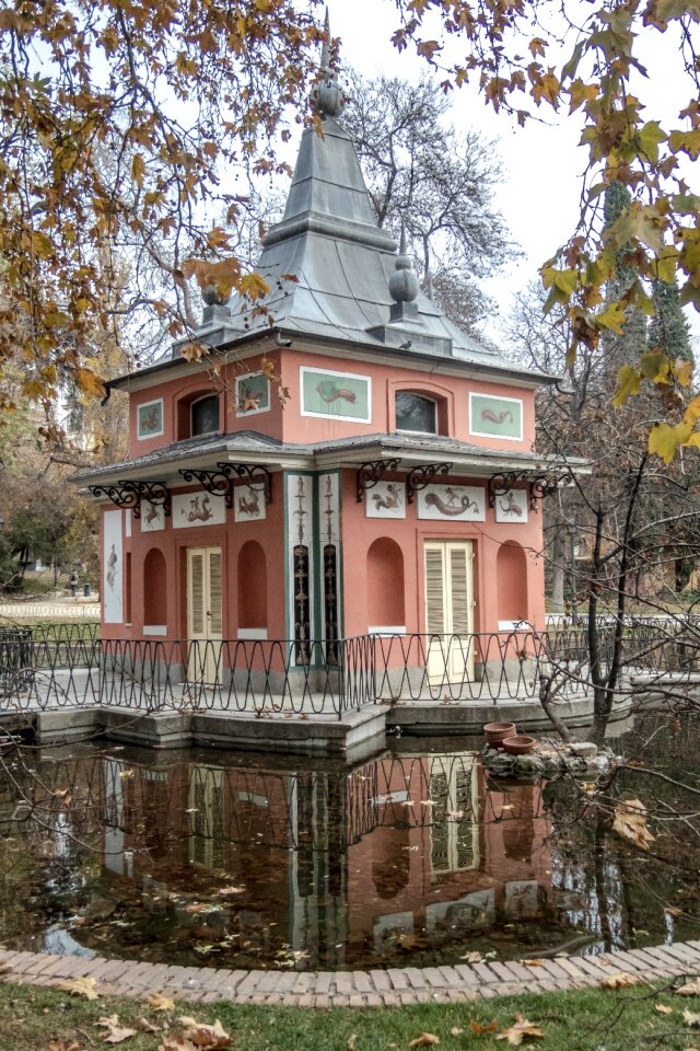 Garden architecture monument