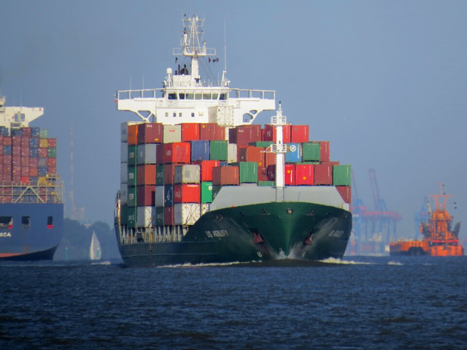 Container seafaring technology