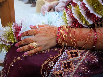 Pakistan celebration hand