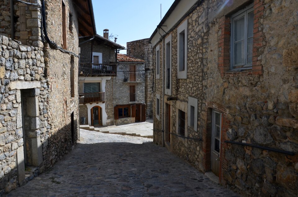 Houses construction wall