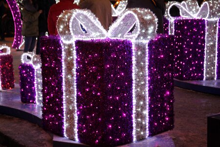 Holiday ornament box