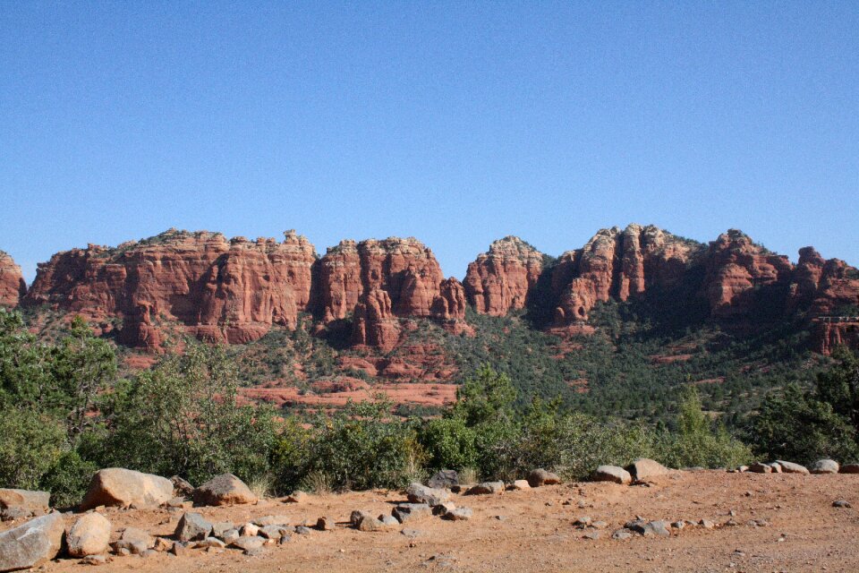 Sedona cliff red rocks photo