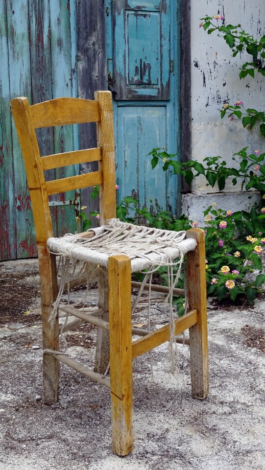 Seat wooden