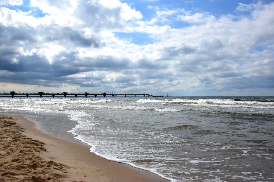 Sea clouds spitting water