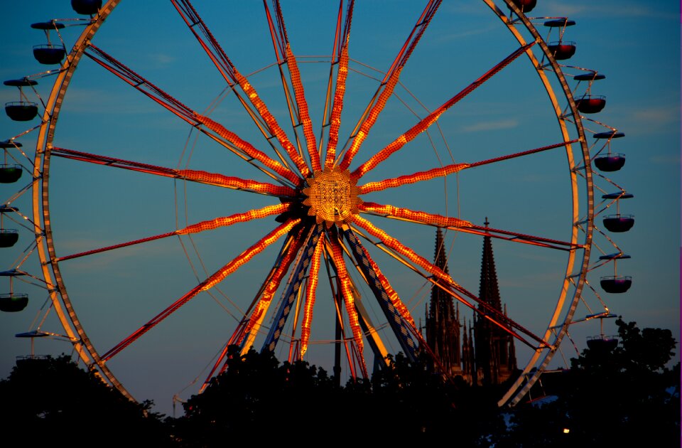 Ride ferris wheel year market