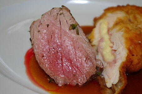 Plate serving steak